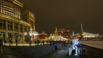 Москва праздничная / Манежная площадь в канун Нового года