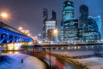 Огни большого города / Прогулки по вечернему городу