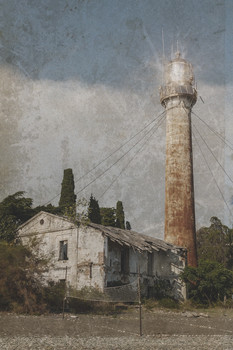 Старый маяк / Старый маяк в Сухуме.