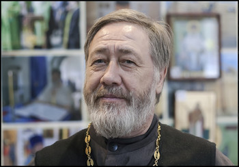 Отец Георгий / Священно служитель