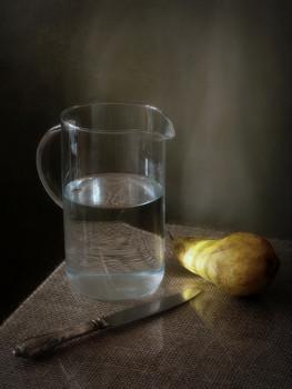 Спелая груша / 2019