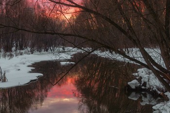 &nbsp; / Розовый закат. Москва. Яуза.