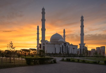 Мечеть Хазрет Султан / Город Нур-Султан / Астана (Казахстан)
Статьи об Искусстве VK, FB и Flickr:
https://vk.com/ARTYOMMIRNIY
https://www.facebook.com/ARTphotoRU/
https://www.flickr.com/photos/r-tyom
______
https://t.me/ARTYOMMIRNIY
https://500px.com/R-TYOM
https://www.instagram.com/ARTYOM_MIRNIY
Copyright© Artyom Mirniy / Артём Мирный