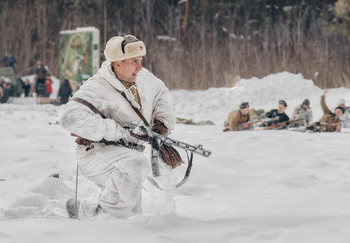 разведчик / военно-историческая реконструкция боёв за Синявинские высоты.