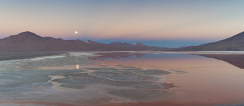 Перед рассветом / Аэросъемка (дрон). Лагуна Колорадо, Боливия