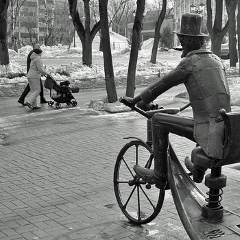О вечной жизни и обыкновенном человеческом счастье / ***