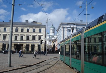 Городские маршруты Гельсингфорса / Рыночная площадь и Софийская улица в Гельсингфорсе.