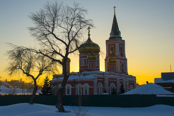 На закате / Храм Знаменского женского монастыря