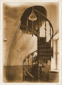Старая лестница / Эту лестницу я увидела в старинном здании почты на острове Свеаборг
