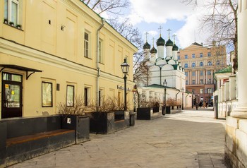 Весна в Черниговском переулке / Московские весны