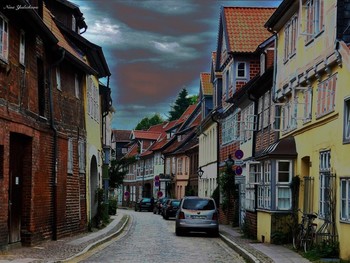 Lüneburg / Люнебург – старинный город Германии, основанный в X веке. Известен добычей соли с древних времен. Благодаря торговле солью Люнебург стал процветающим городом Ганзейского союза.
Альбом «Путешествия» http://fotokto.ru/id156888/photo?album=73174#pageUp