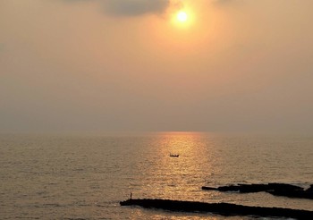 Солнечные отблески заката / Солнечные отблески заката на Аравийском море