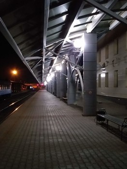 в ожидании поезда / в ожидании поезда , г.Витебск