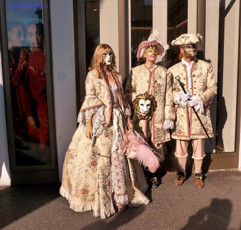 Venezianischer Karneval in Hamburg / Альбом «Жанр, жанровый портрет, репортаж- и стрит-фотографии» http://fotokto.ru/id156888/photo?album=60982#