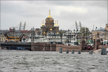 &nbsp; / ...помимо всего--Храм Успения Пресвятой Богородицы,Вантовый мост через Корабельный фарватер в устье р. Большая Нева.. а так же сфинксы и порт)))