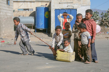 &quot;Вылазь, теперь моя очередь...&quot; / ~~~