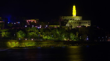 Old Jaffa / ***