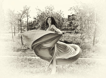 В танце кружась / ***