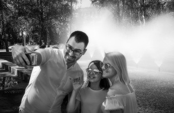 Селфи... / Городская зарисовка...