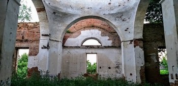 разрушенная церковь / разрушенная церковь ,город Чашники
