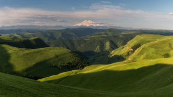  / Классический рассвет на Кавказе. Фото снято с плато Шатджатмаз.