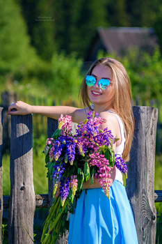 Юлия / Серия снимков с продолжением...