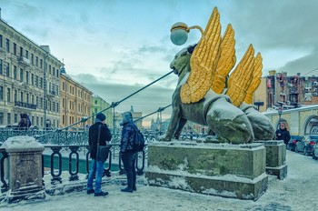 У Банковского мостика. / Петербург. Январь 2016.