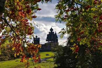 Однажды осенью / Осень в Кижах