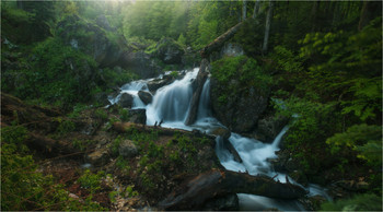 &nbsp; / Водопад на реке Армянка