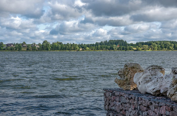 &quot;Каменный дракон&quot; на берегу Волги. / Волга в окрестностях Конаково.