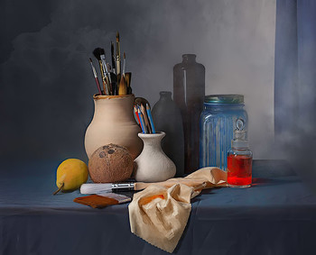 в мастерской / Попавшийся на глаза антураж.