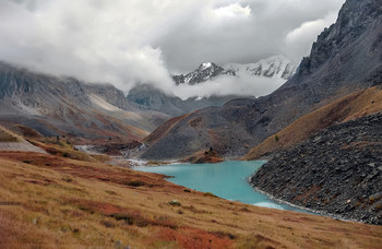 Autumn ... After the rain ... Mountain lake ... / Осенняя погода....