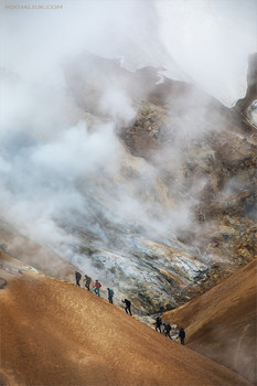 &nbsp; / Из фототура по Исландии.
https://mikhaliuk.com/Space-Landscapes-of-Iceland-Photo-tour-winter/