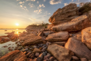 &nbsp; / Limestone rocks in the shoreline along the Baltic sea coast, Estonia