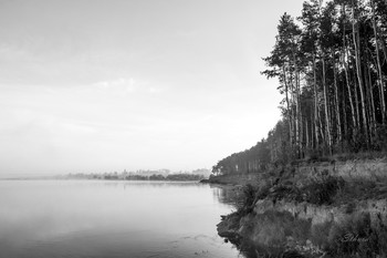 Левый берег Оки. / Крутой, обрывистый берег на изгибе Оки у посёлка Белоомут.