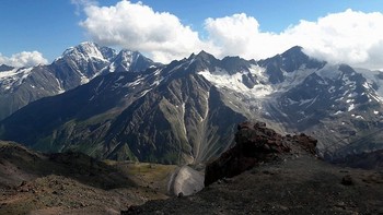 СЕВАСТОПОЛЬСКИЙ КРАЙ.ЛЕТО. / ЭЛЬБРУС.3542м.