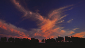 «Закат над озером» / Облака подсвеченные закатным солнцем
Озеро у деревни Филипповичи