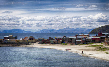 Рыбатская деревня / Остров Солнца на озере Титикака в Боливии. 4000 м над уровнем моря