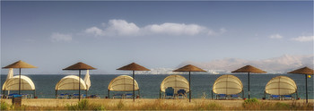 С видом на заграницу... / Пляж на о. Кос (Греция) с видом на г. Бодрум (Турция).