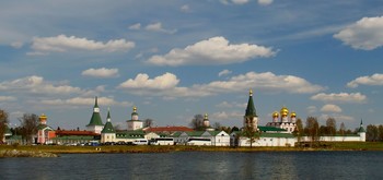 Солнечно....... / Валдайский Иверский Богородицкий Святоозерский мужской монастырь. Май