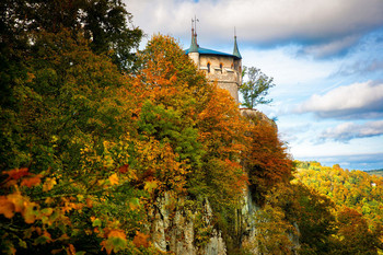 Октябрь во всей своей красе / На горе у замка Лихтенштайн.