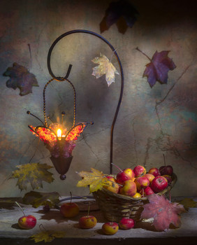 Осення ночь с райскими яблочками / Фантазия на тему вечера пятницы :)