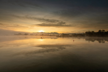 &nbsp; / Sonnenaufgang am Wallersee