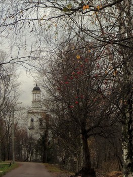 Осень / Церковь Св Благоверного Князя Александра Невского