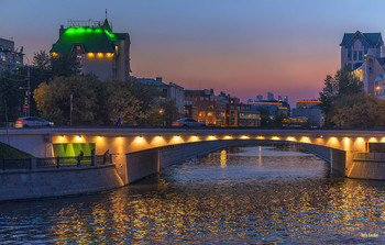 Огни большого города / Вечерняя Москва