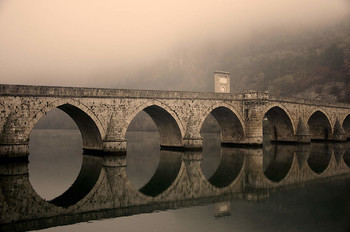 Мост на Дрине / Мост через реку Дрина, построенный Мехмед-пашей Соколовичем