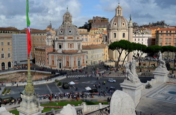 Пространственная композиция / Вечный город -Рим!назвал древнегреческий поэт Альбий Тибулл,живший в 1-ом веке до н. э.