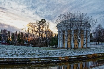 Храм дружбы. / Павловский парк.