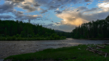 ПЕРЕМЕННАЯ ОБЛАЧНОСТЬ / местами грозы...