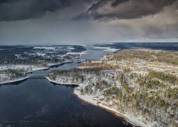 Снежит / Холодный пейзаж с высоты .